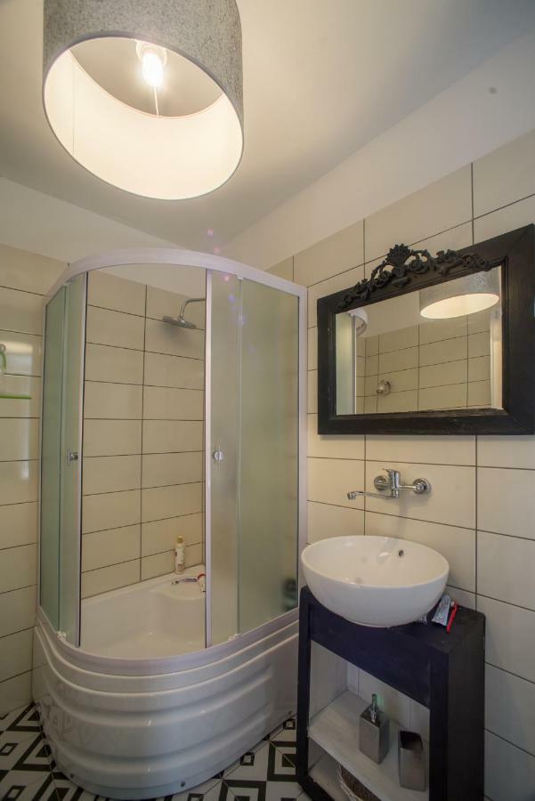 4 Limuna Apartment *